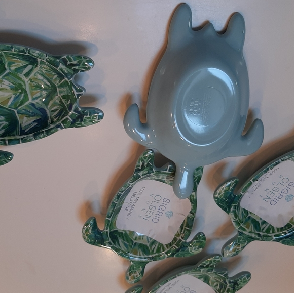 Sigrid Olsen Turtles Melamine Condiment Dishes (SET OF 4) - Picture 11 of 15